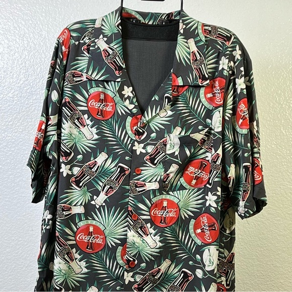 Coca Cola Men’s Casual Button Down Shirt Size L - Picture 2 of 10